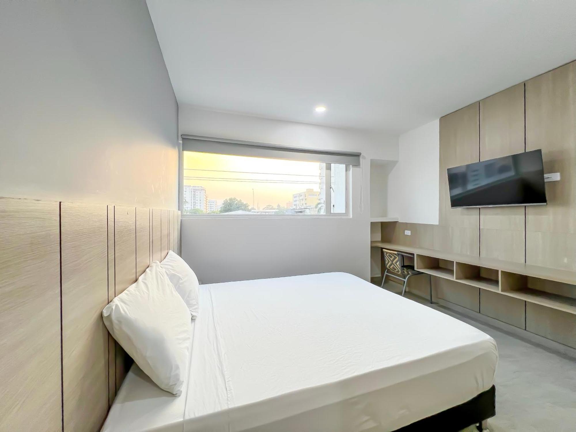 Stanza Hotel Монтерія Екстер'єр фото